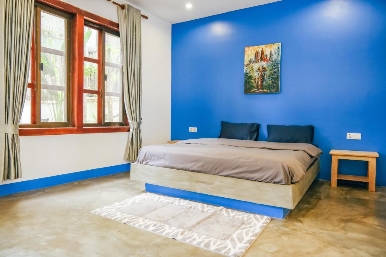 Queentown Hostel Siem Reap Ngoại thất bức ảnh
