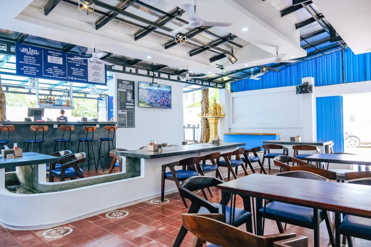 Queentown Hostel Siem Reap Ngoại thất bức ảnh