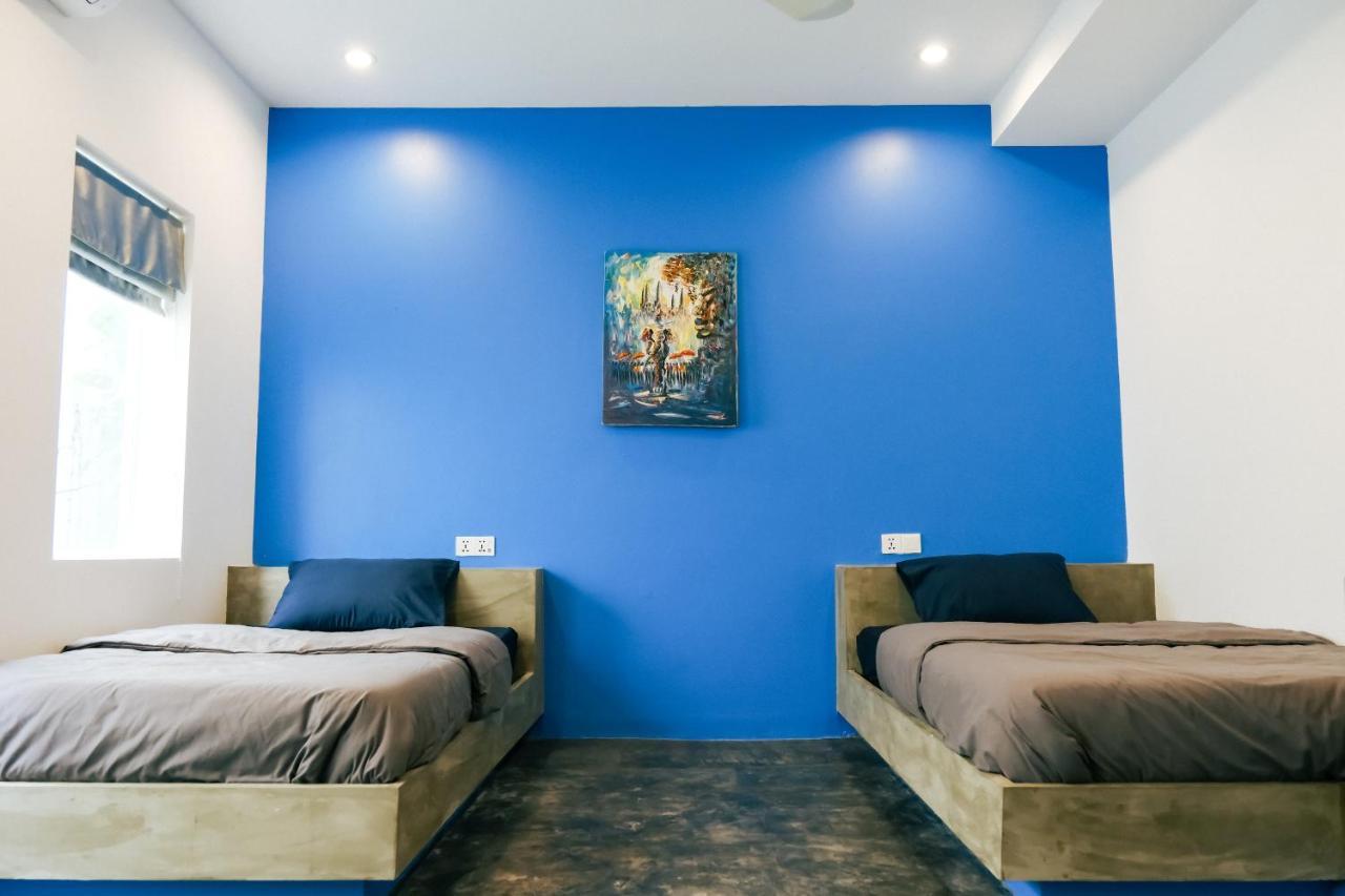 Queentown Hostel Siem Reap Ngoại thất bức ảnh